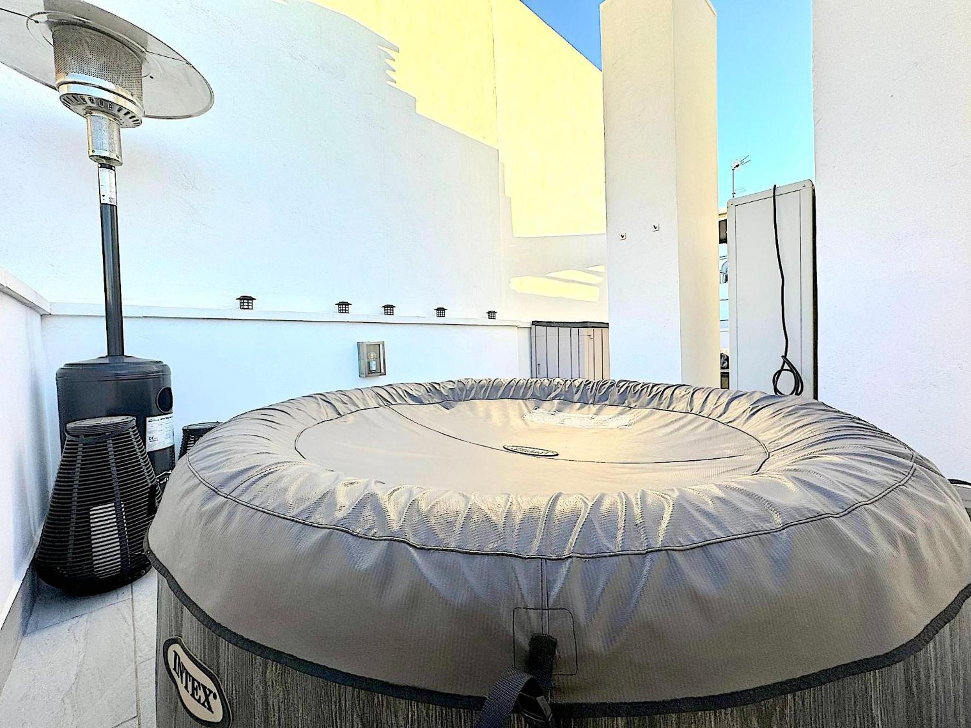Atico Con Jacuzzi Privado , 1 Min Walk De Playa Levante Santa Pola Eksteriør billede